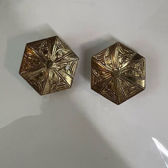 Vintage Hexagon Geo Metal Post Back Earrings - Picture 1 of 4